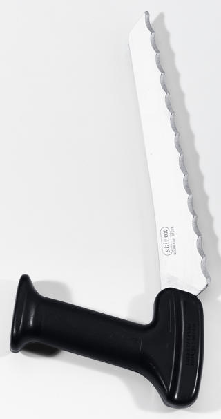 Kökskniv ergonomisk tandad 28,5cm