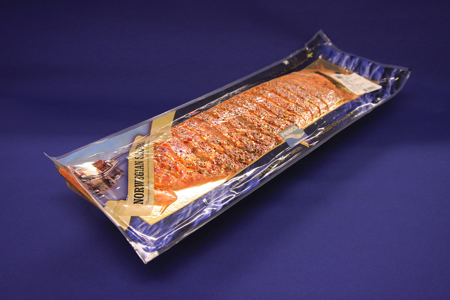 Varmrökt Laxfilé med Peppar Portionsskuren