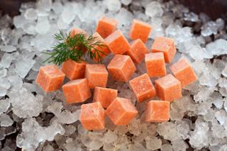 Laxtärningar 2x2x2cm