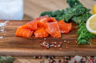 Regnbågslax i Grytbitar