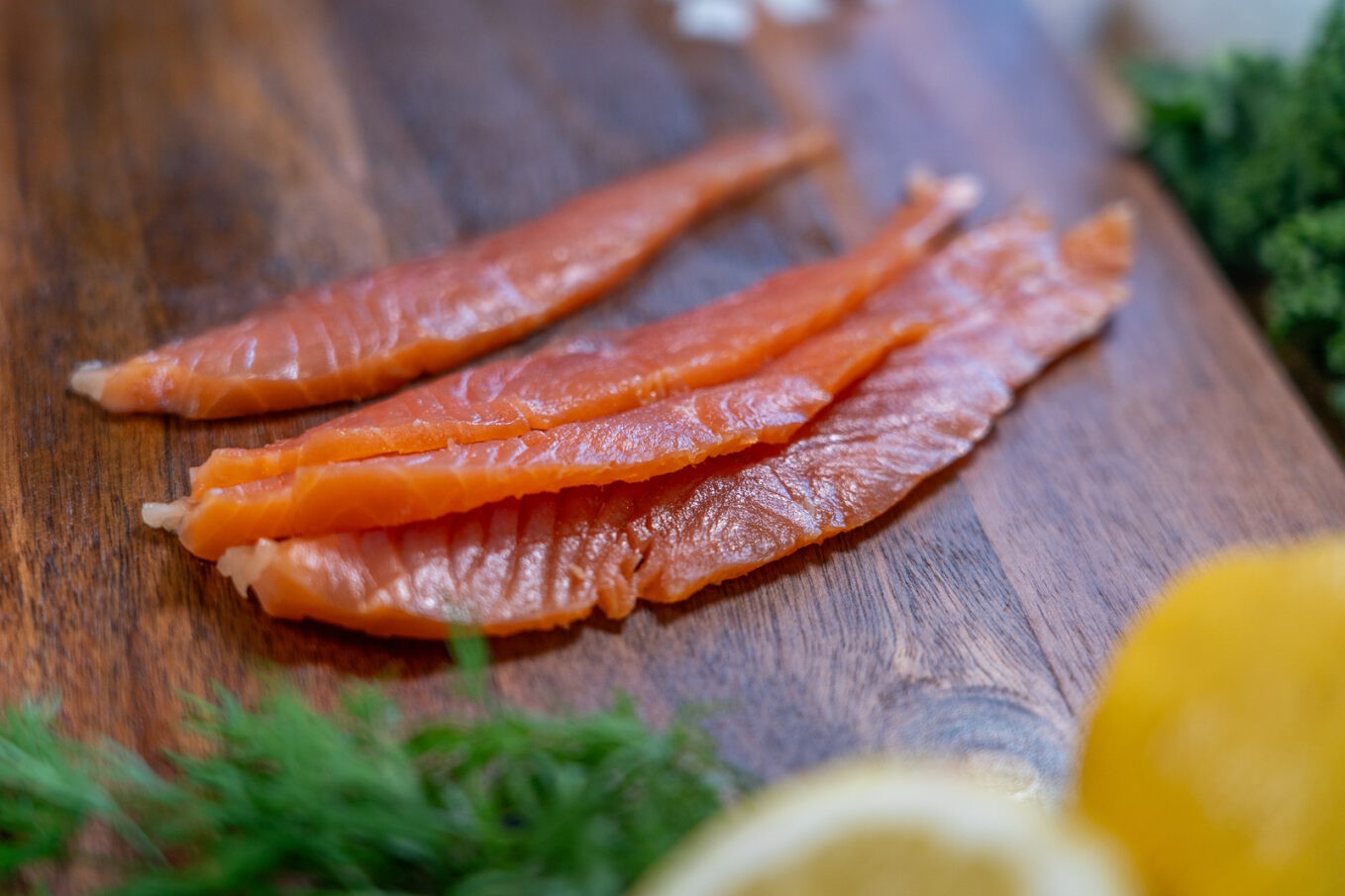 Regnbågslax Kallrökt Skivad