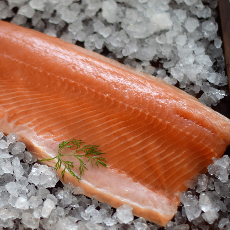 Laxfilé med Skinn C-trim 1,4-1,8 kg Bas