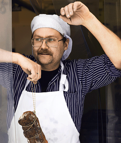 Petter Bendelin, grundare och ägare av Gotlands Korvfabrik. 